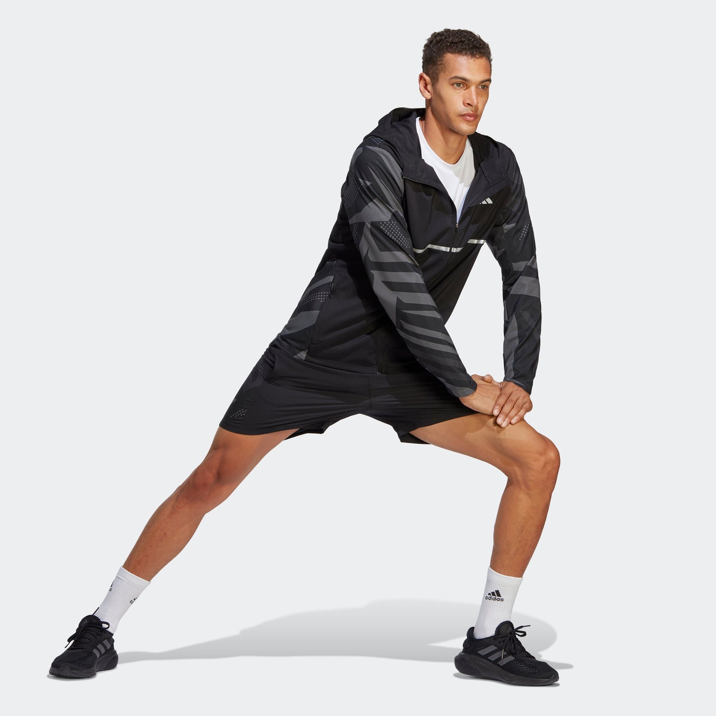 Own The Run Seasonal Jacket - Men's